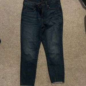 27P j crew Skinny high rise jeans with frayed hem